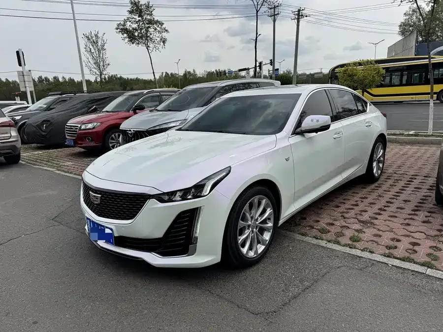 Cadillac CT5 2023