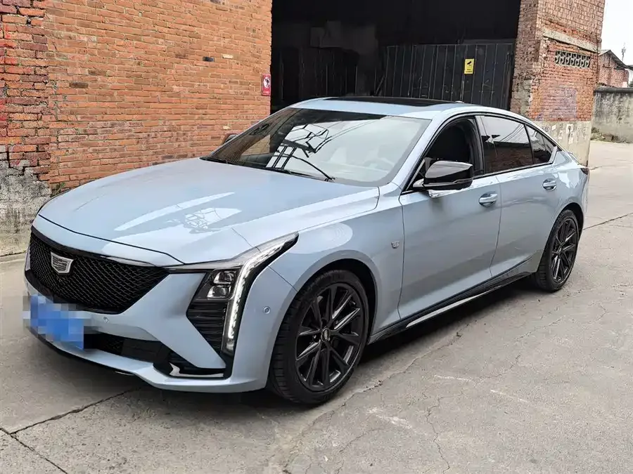 Cadillac CT5 2025