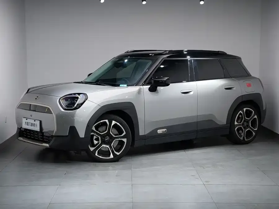 MINI Electric ACEMAN 2025