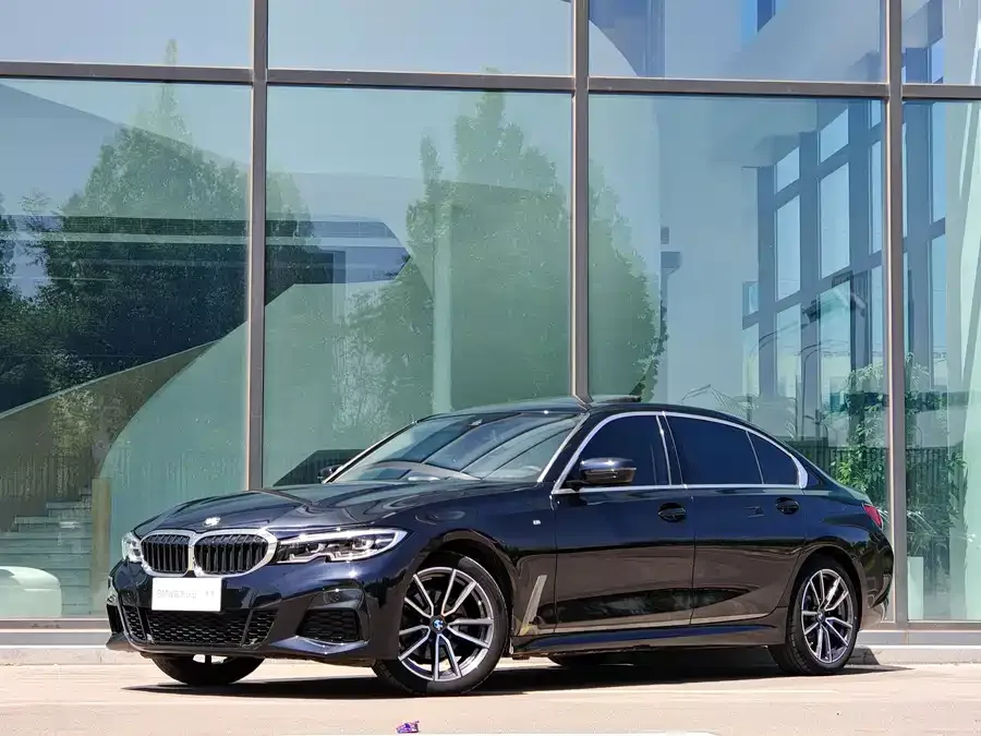 BMW 3 Series 2022