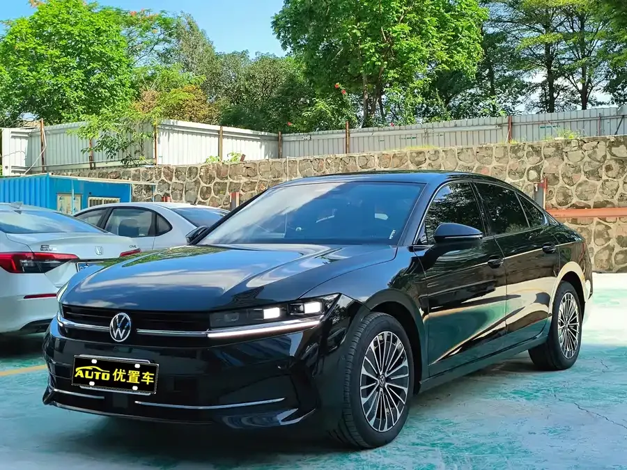 Volkswagen Magotan 2024