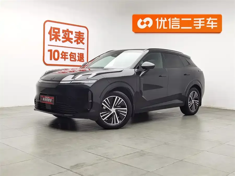 Lynk & Co 08 EM-P 2024