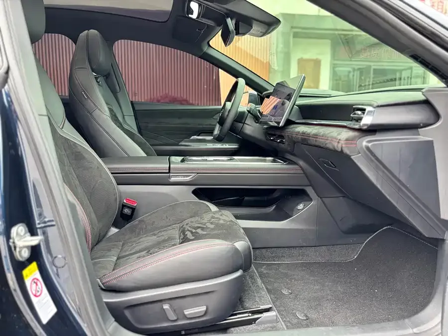 Mazda EZ-6 2025 Extended Range 200 Smart Sport Edition 2026 — миниатюра 5