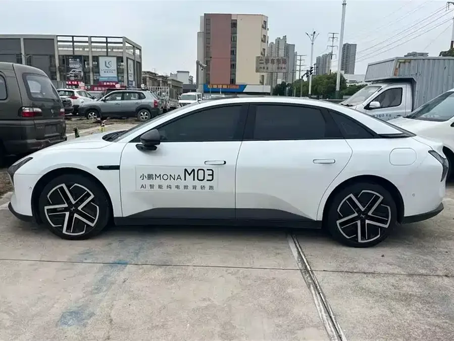 XPeng MONA M03 Xiaopeng MONA M03 2025 600 Ultra-long range Max 2025 — миниатюра 3
