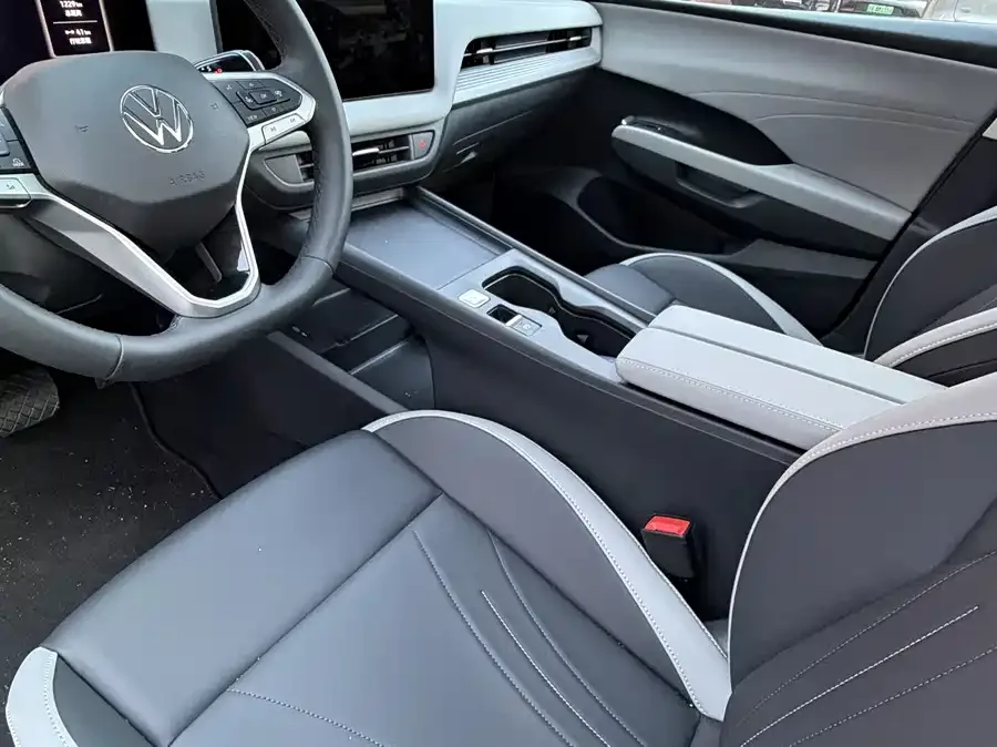 Volkswagen Sagitar 2026 Volkswagen Sagitar S 1.5L Elite Edition 2026 — миниатюра 4