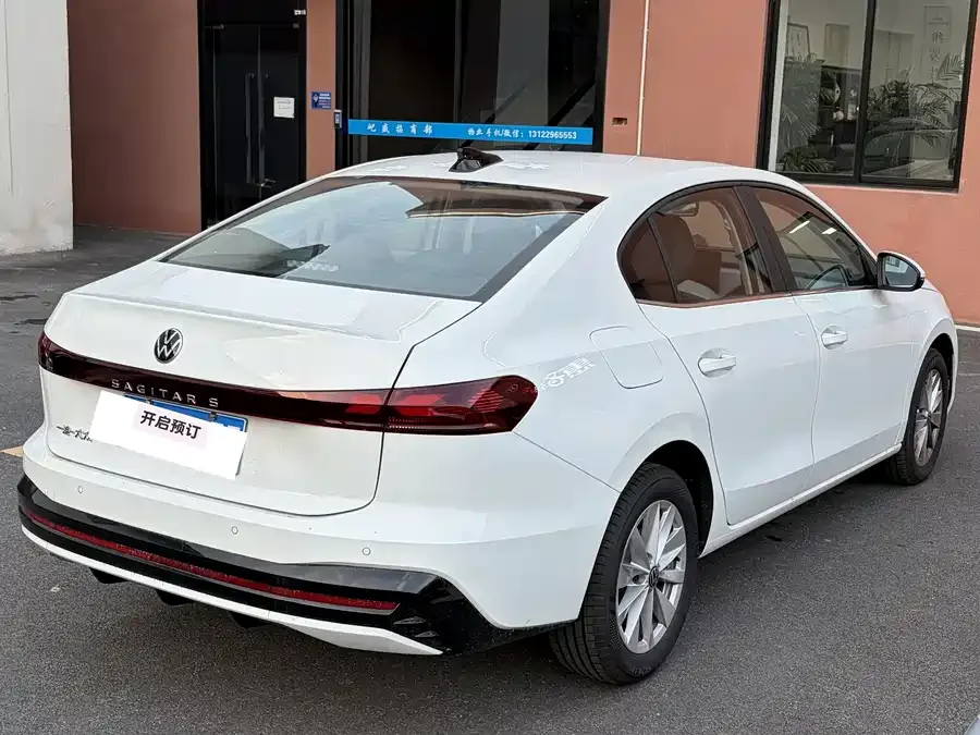 Volkswagen Sagitar 2026 Volkswagen Sagitar S 1.5L Elite Edition 2026 — миниатюра 5