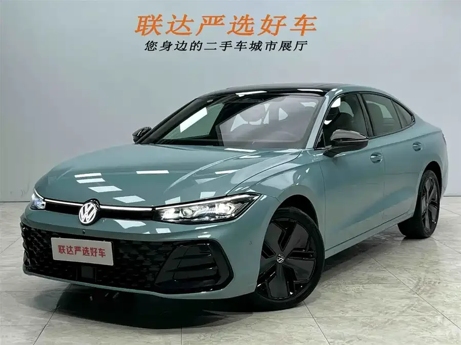 Volkswagen Passat 2024