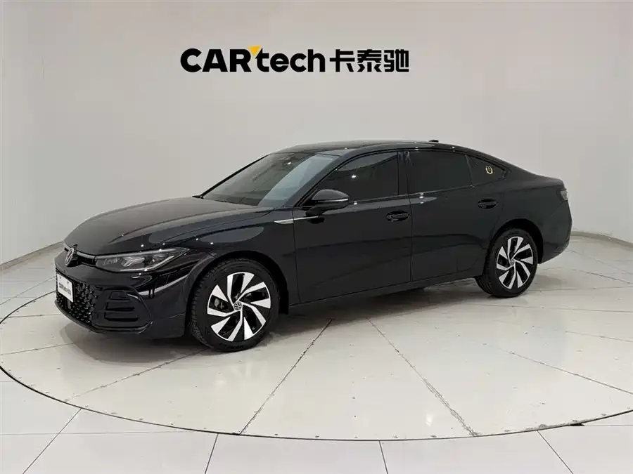 Volkswagen Passat 2025