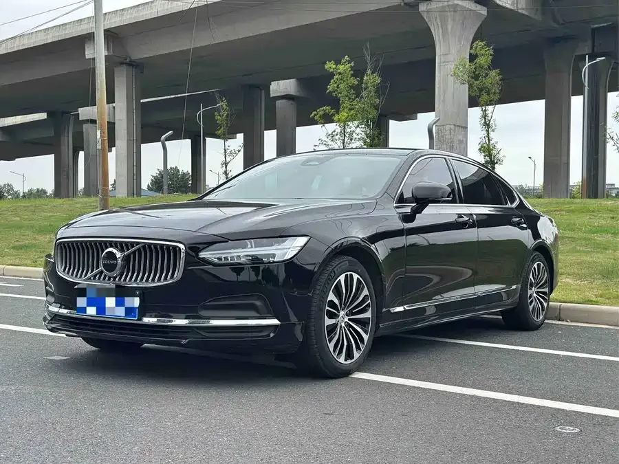 Volvo S90 2024