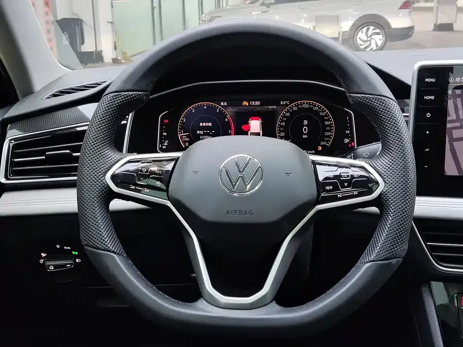 Volkswagen Tiguan L Tiguan L 2023 280TSI Automatic 2WD Trendy Limited Edition 2022 — миниатюра 5