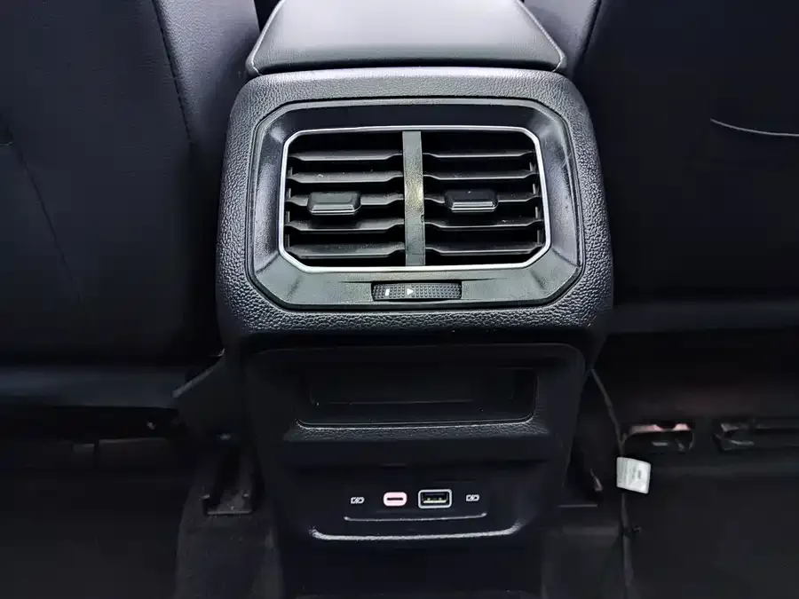 Volkswagen Tiguan L Tiguan L 2023 280TSI Automatic 2WD Trendy Limited Edition 2023 — миниатюра 5