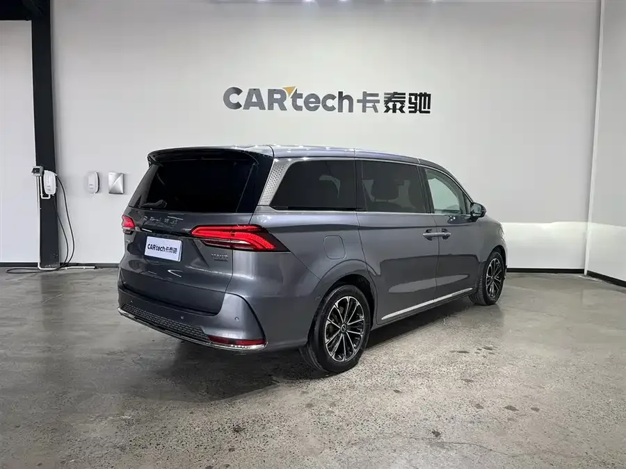 Roewe iMAX8 Roewe iMAX8 2022 400TGI flagship version 2022 — миниатюра 5
