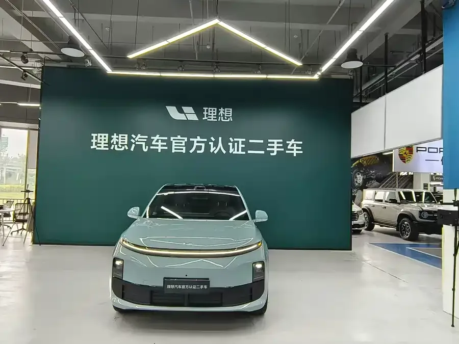 Li Xiang L6 2025