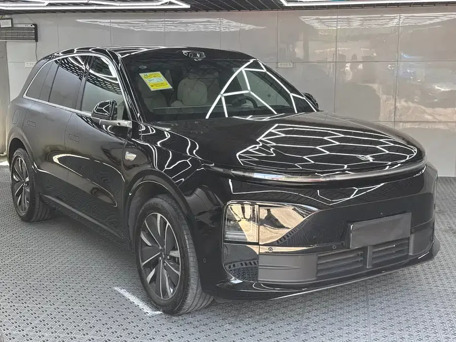 Li Xiang L6 2025