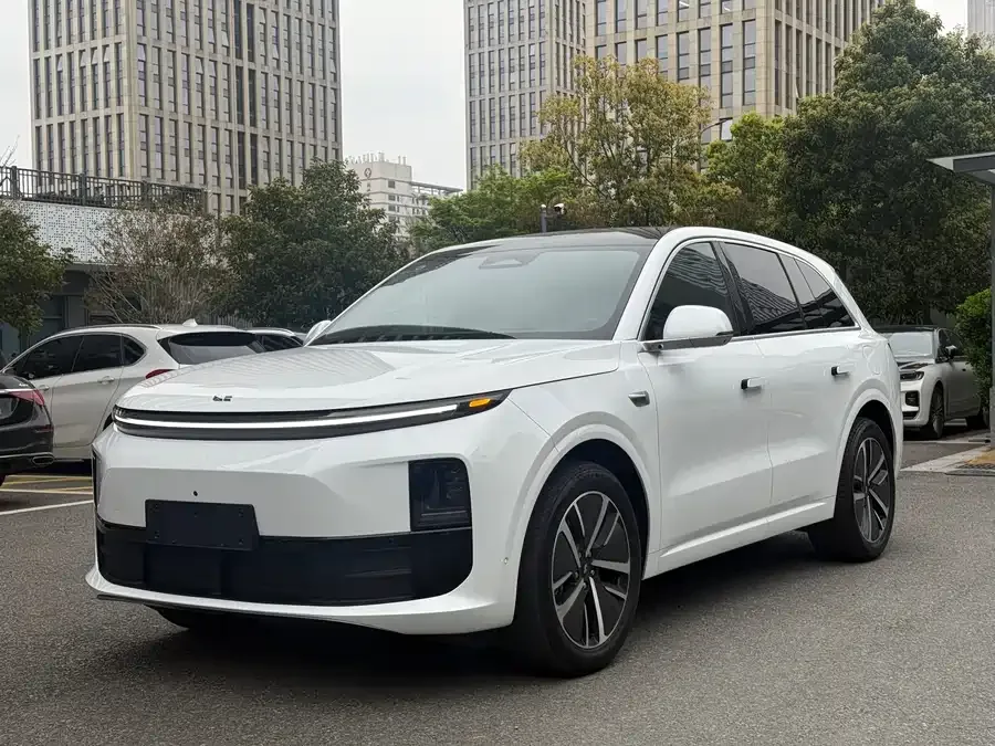 Li Xiang L6 2025