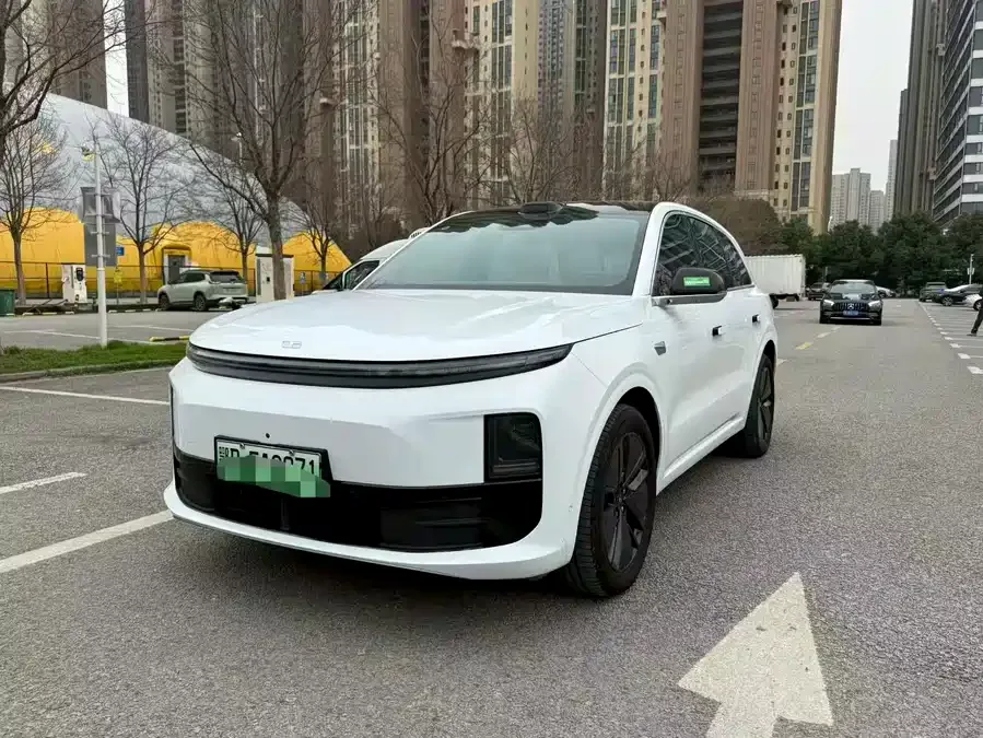 Li Xiang L6 2025