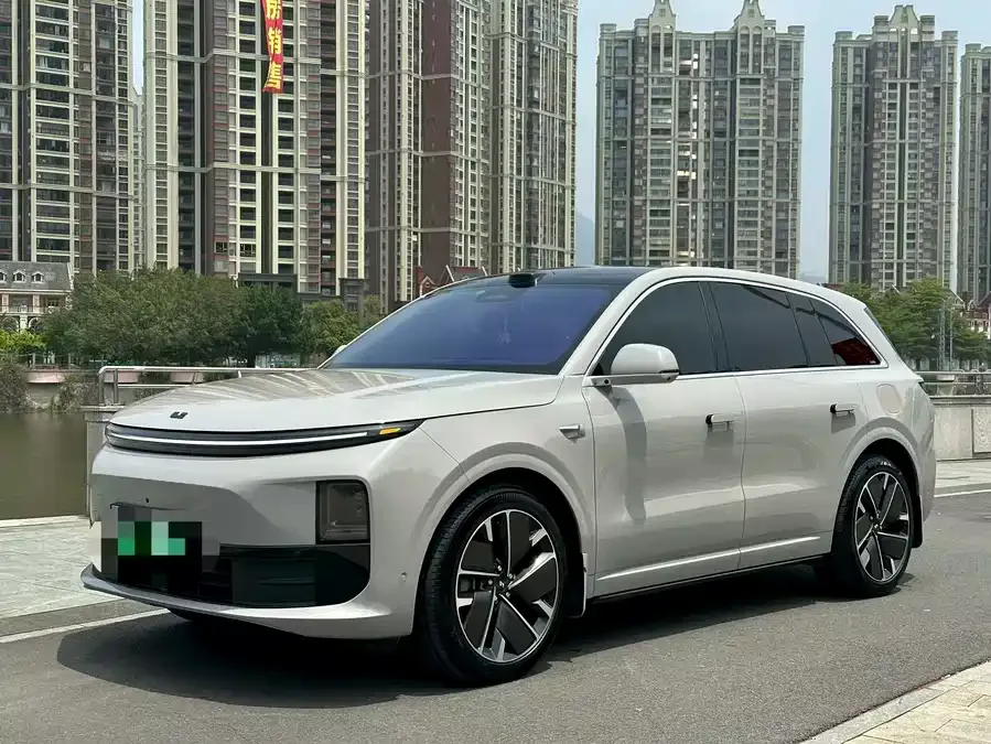 Li Xiang L6 2025