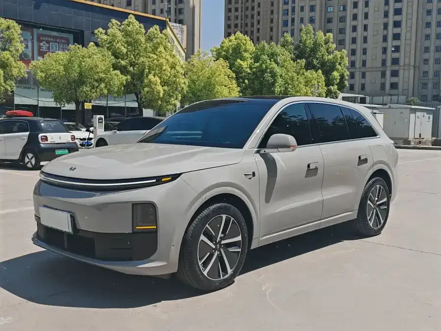 Li Xiang L6 2025