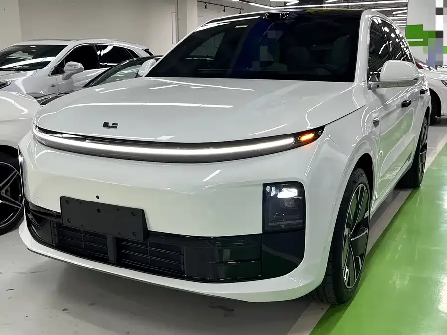 Li Xiang L6 2025