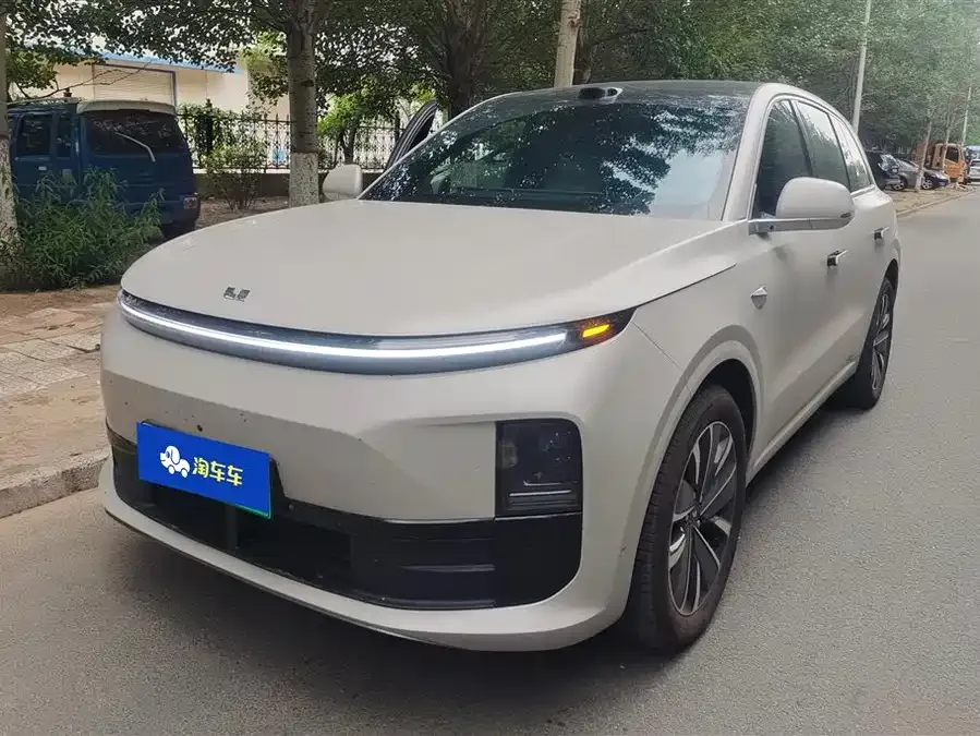 Li Xiang L6 2025