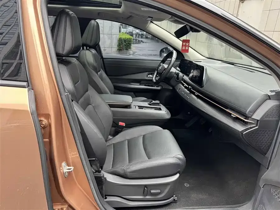 Nissan Ariya ARIYA 2022 two-wheel drive long-range top version 2023 — миниатюра 4