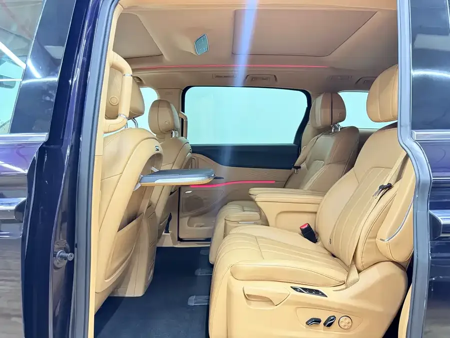 Voyah Lantu Dreamer 2022 Lantu Dreamer Low Carbon Edition 2024 — миниатюра 5