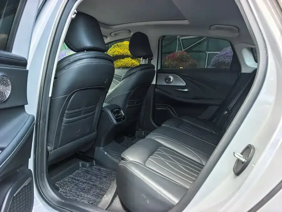Chery Arrizo 8 Arrizo 8 2024 1.6T DCT Intelligent 2025 — миниатюра 2