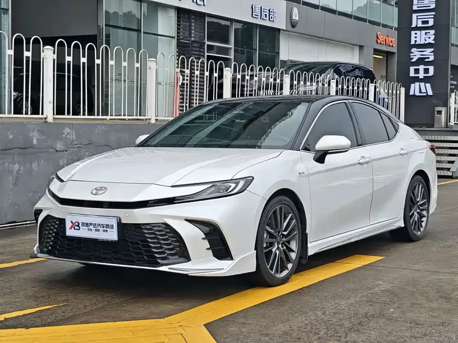 Toyota Camry 2024
