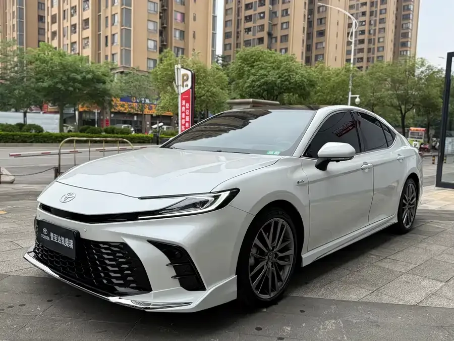 Toyota Camry 2024