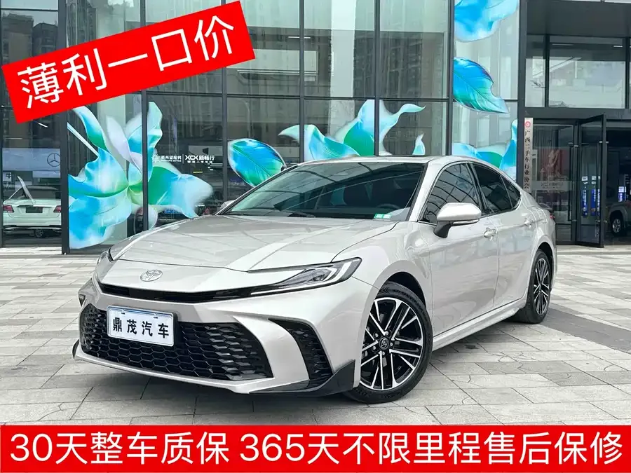 Toyota Camry 2025
