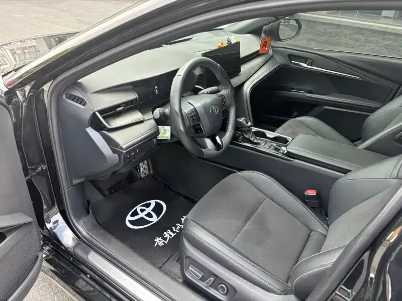 Toyota Camry Camry 2024 2.0E Elite Edition 2024 — миниатюра 4