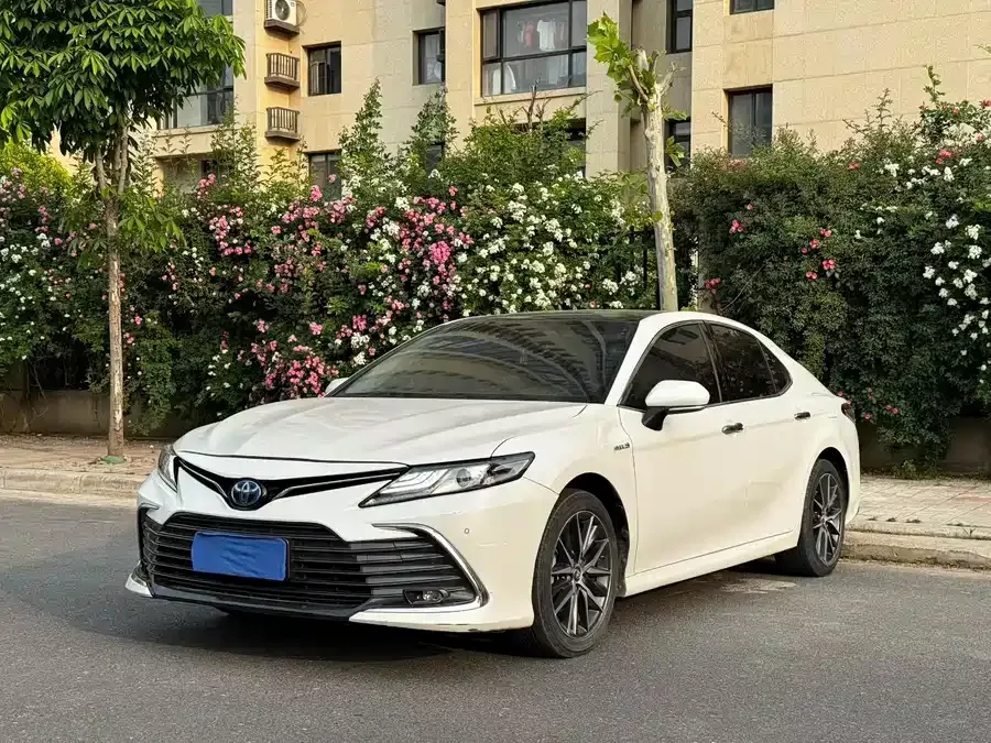 Toyota Camry 2022