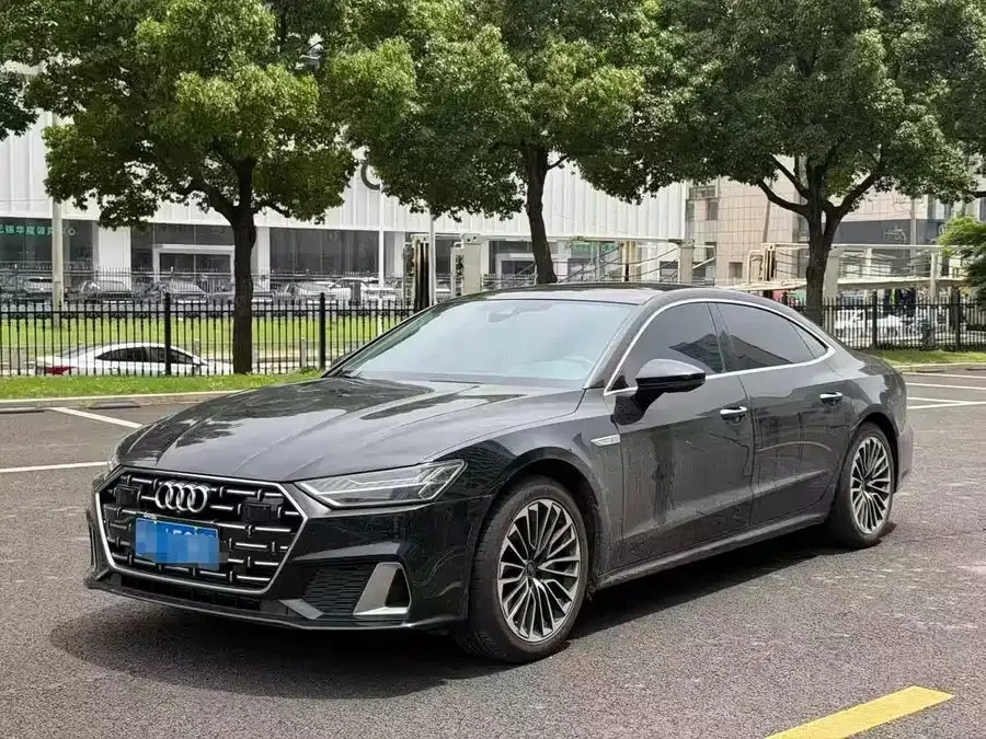 Audi A7L 2024