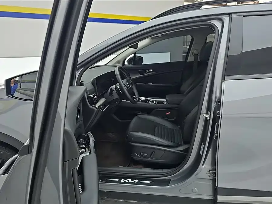 Kia Lion Platinum 2023 Lion Bo Tuojie 2.0T 2WD Premium Edition 2024 — миниатюра 3