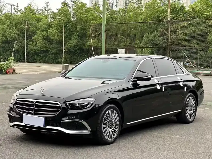 Mercedes-Benz E-Class 2023