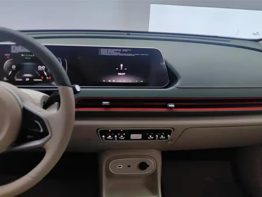 ORA Good Cat ORA Good Cat 2024 401km Luxury Model 2025 — миниатюра 4