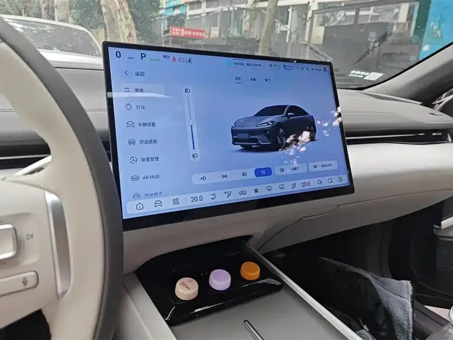 Deepal dark blue L07 Deep Blue L07 2025 300Ultra Deep Blue Intelligent Driving AD PRO Extended Range Edition 2025 — миниатюра 4