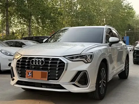 Audi Q3 2023 купить в Москве