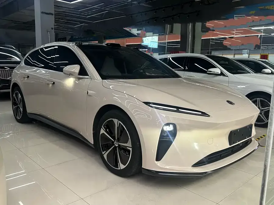 NIO ET5T 2023