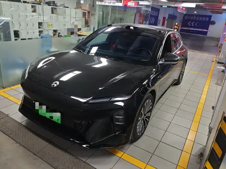 NIO ET5T 2025
