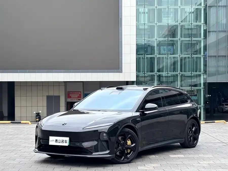 NIO ET5T 2024