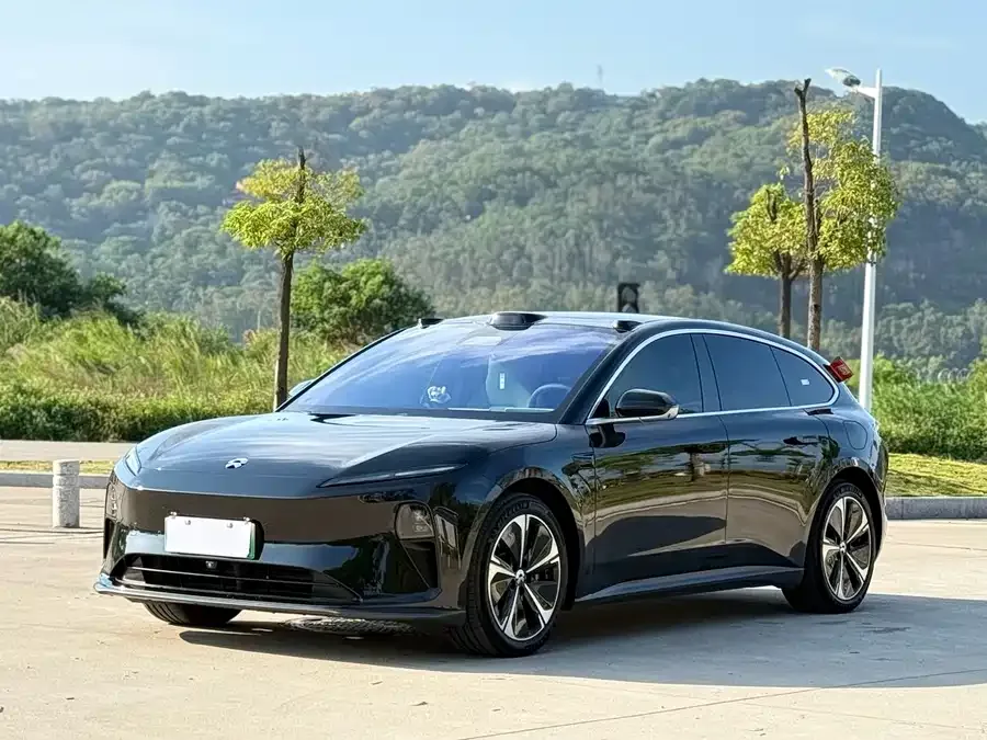 NIO ET5T 2025
