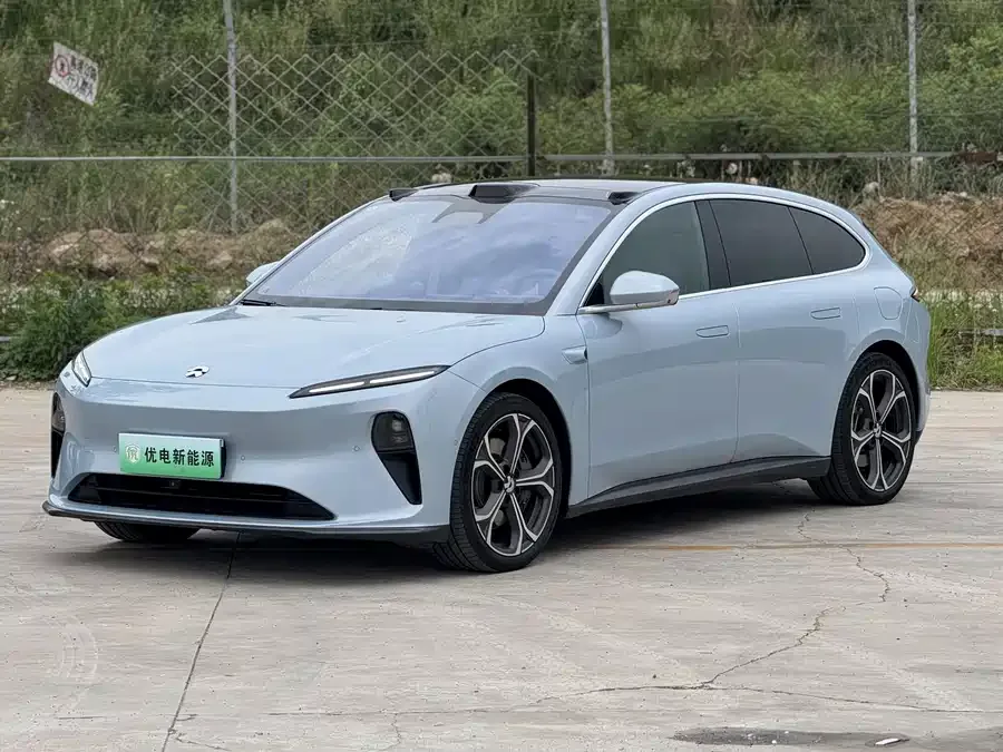 NIO ET5T 2024