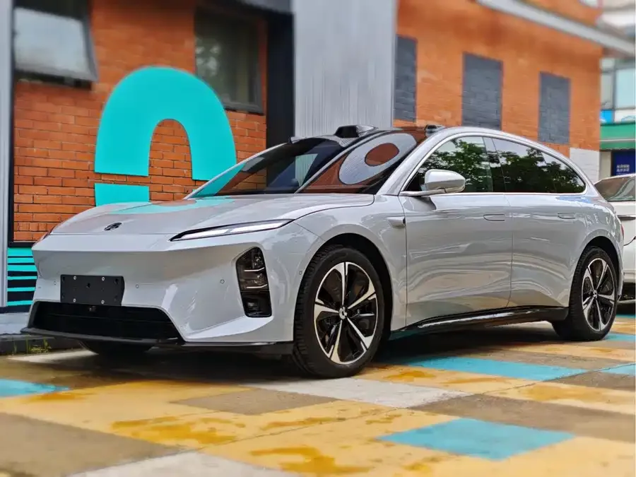 NIO ET5T 2025