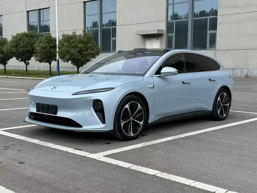 NIO ET5T 2024