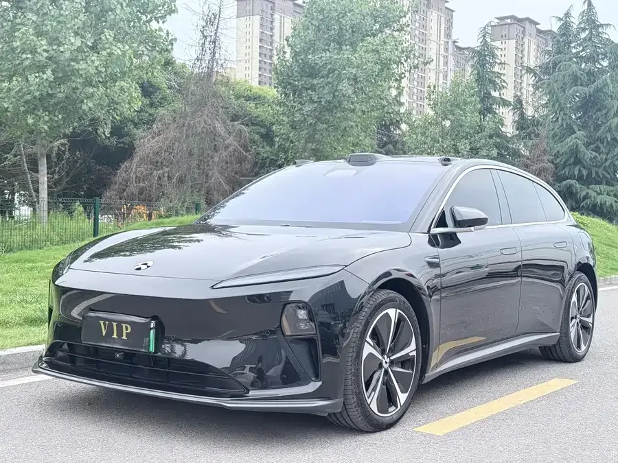 NIO ET5T 2025