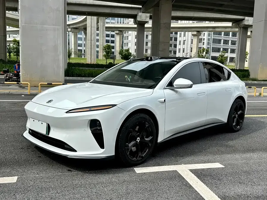 NIO ET5 2024