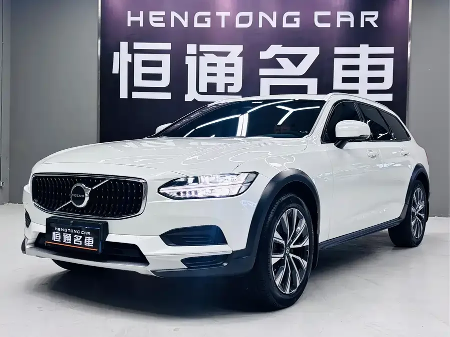 Volvo V90 2022
