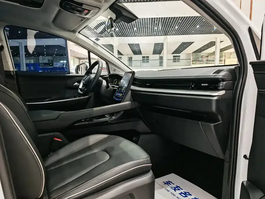 Hyundai Custo Kustu 2024 270TGDi LUX Premium Edition 2025 — миниатюра 4