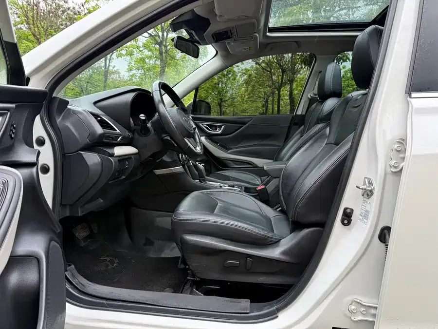 Subaru Forester Forester 2022 2.0i AWD Luxury Edition EyeSight 2023 — миниатюра 3
